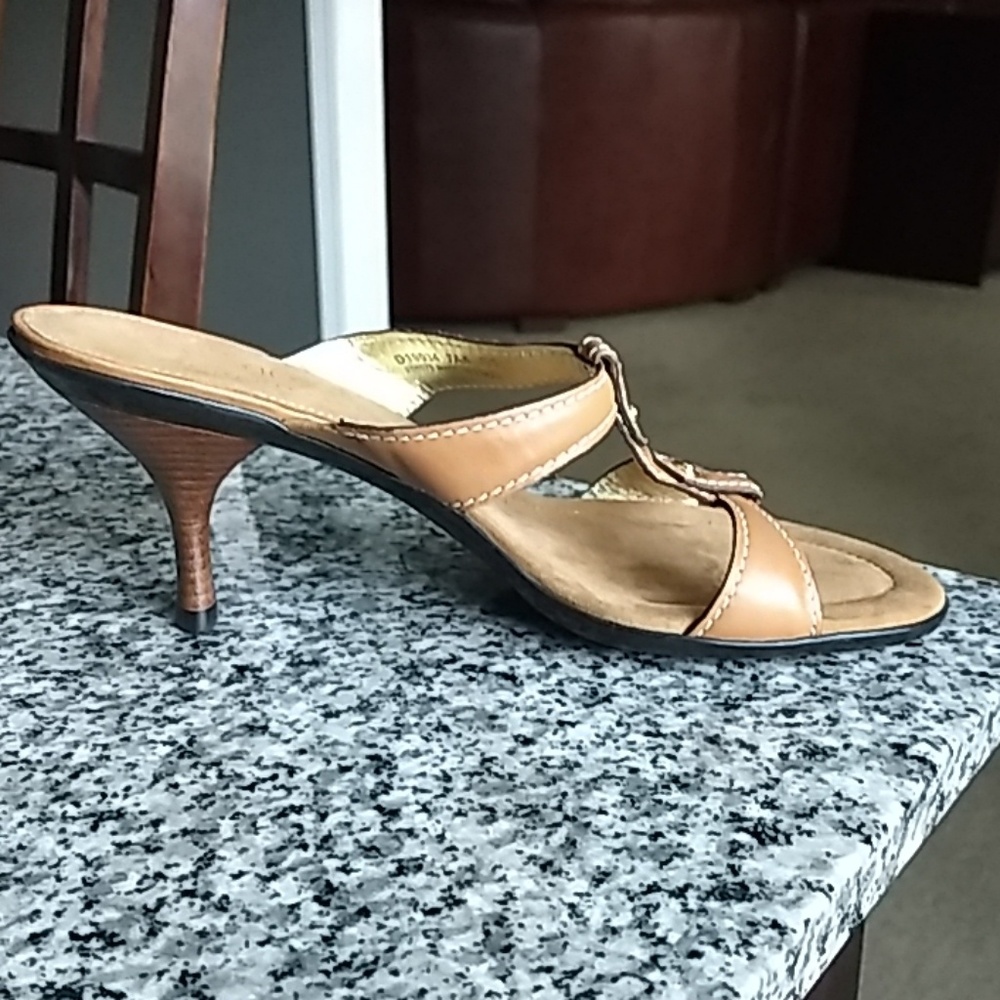NEW COLE HAAN Heeled Sandals